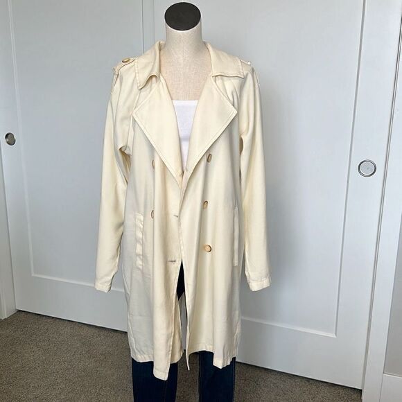 MAUBY Trench Coat In Off White - Picture 2 of 13